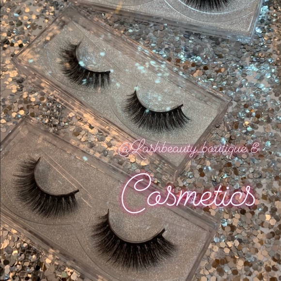 3D Mink Strip Eyelash Extensions - Picture 3 of 5